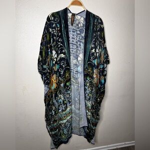 Aratta  Silent Journey kimono